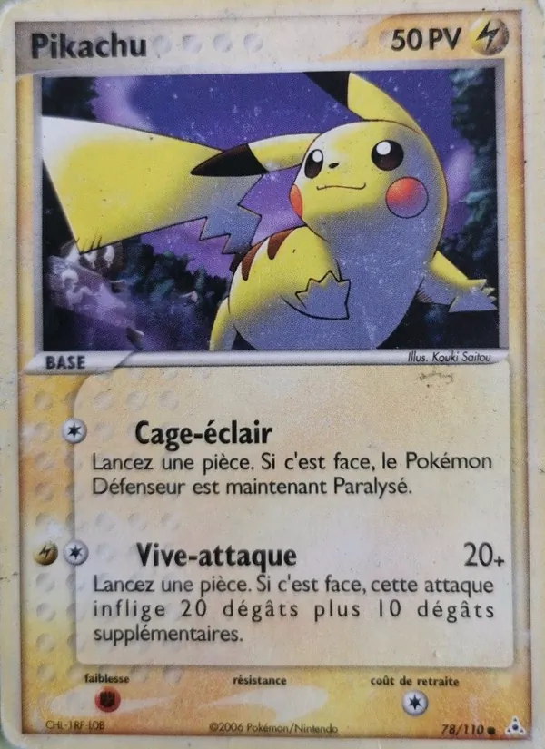Carte Pokémon Pikachu de l'extension EX Fantômes Holon