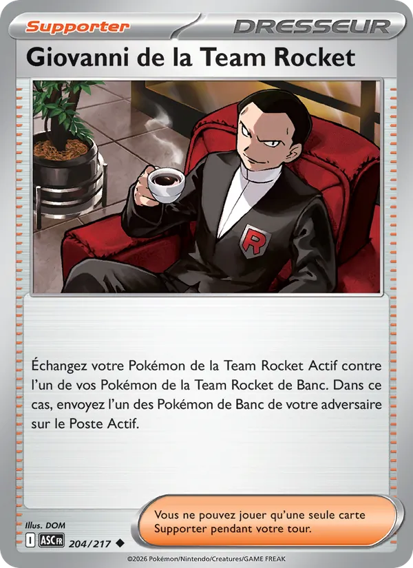 Carte Pokémon Giovanni de la Team Rocket de l'extension Héros Transcendants