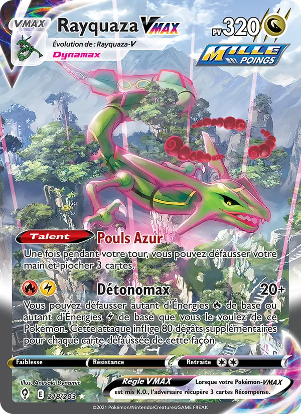 Carte Pokémon Rayquaza VMAX de l'extension Évolution Céleste